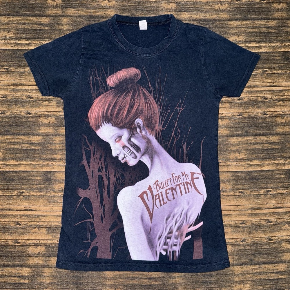 Vintage 2008 Bullet For My Valentine Girl All Over Print Band T Shirt Faded M